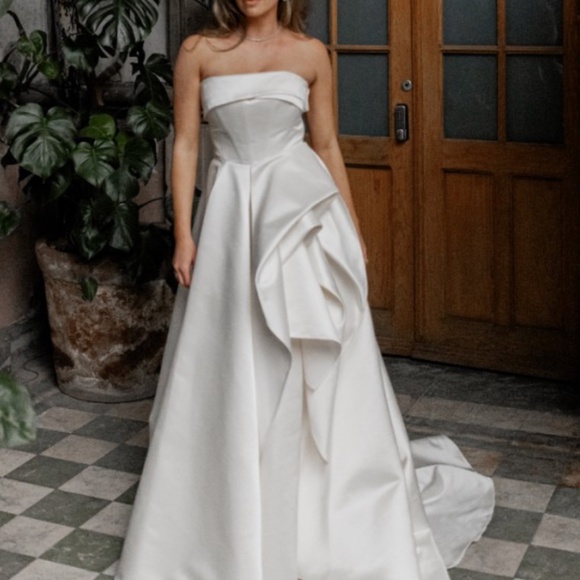 Sarah Seven WILD Wedding Dress Size 4